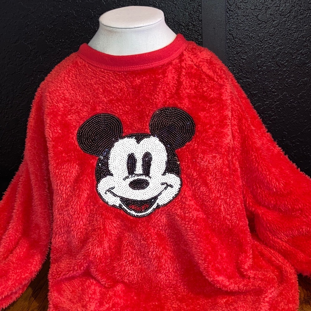 Sequin Mickey Mouse sweatshirt